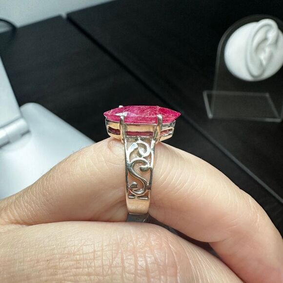 Genuine 2ct marquis cut ruby solitaire ring in sterling silver! - Picture 9 of 13
